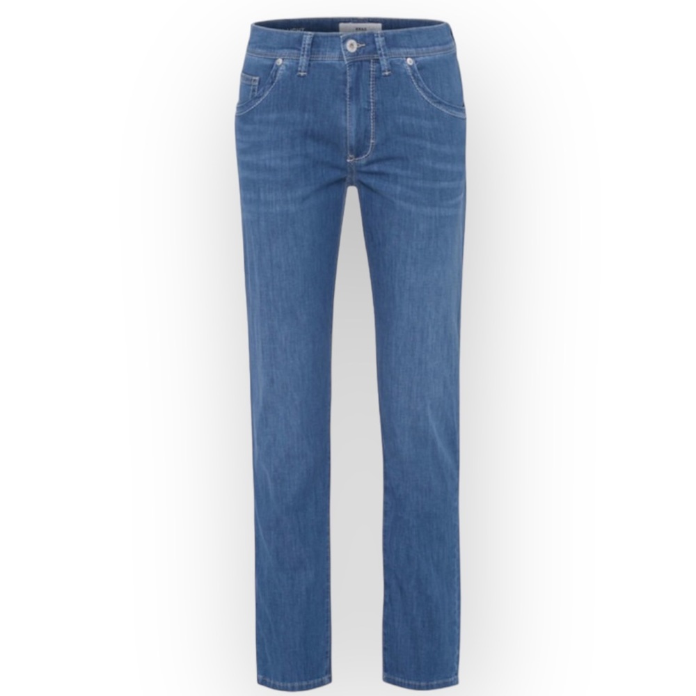 NWOT BRAX Cadiz Ultralight T Pocket Jeans